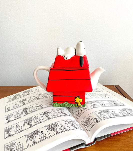 Snoopy Teapot