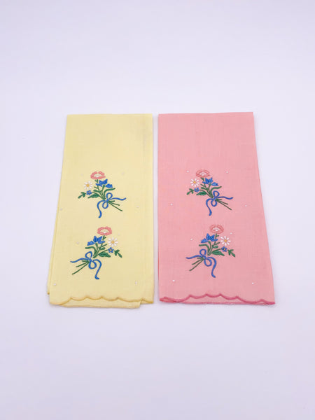 Bouquet Embroidered Napkin Set