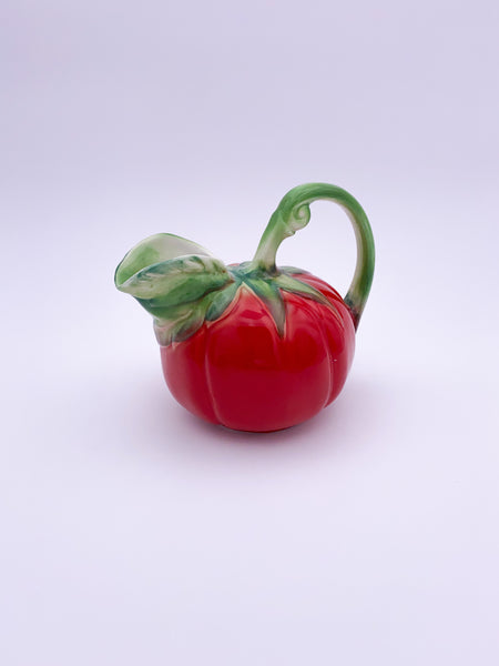Tomato Pitcher